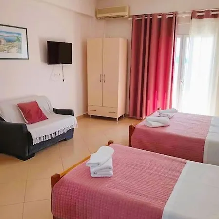 Sea Side Serenity 8 Apartment